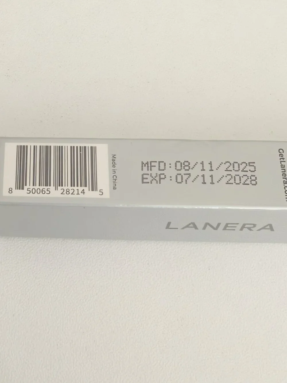 Lanera High Definition Mascara Smudge-Proof Black Paraben Free 2028 SEALED